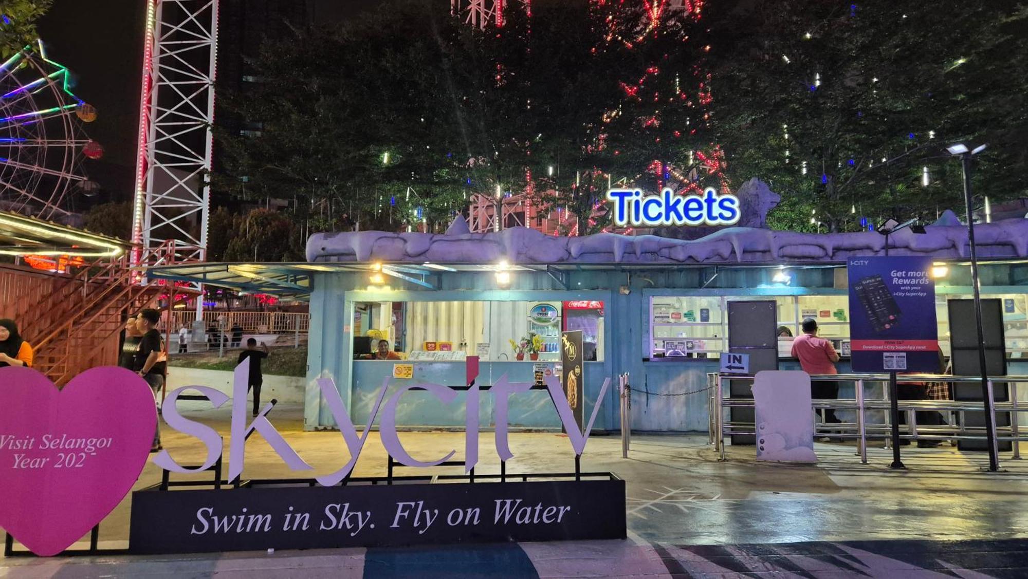 I-City Free Wifi 55Inch Smarttv Car Park Fit 5Pax Shah Alam Zewnętrze zdjęcie